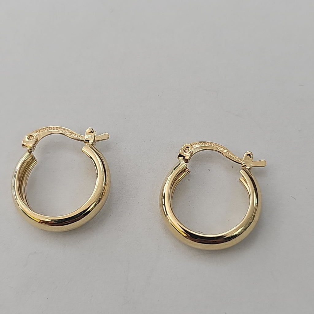 ARETES TEJIDO ARRACADAS LISAS 14K 2.2 GR (NUEVO)