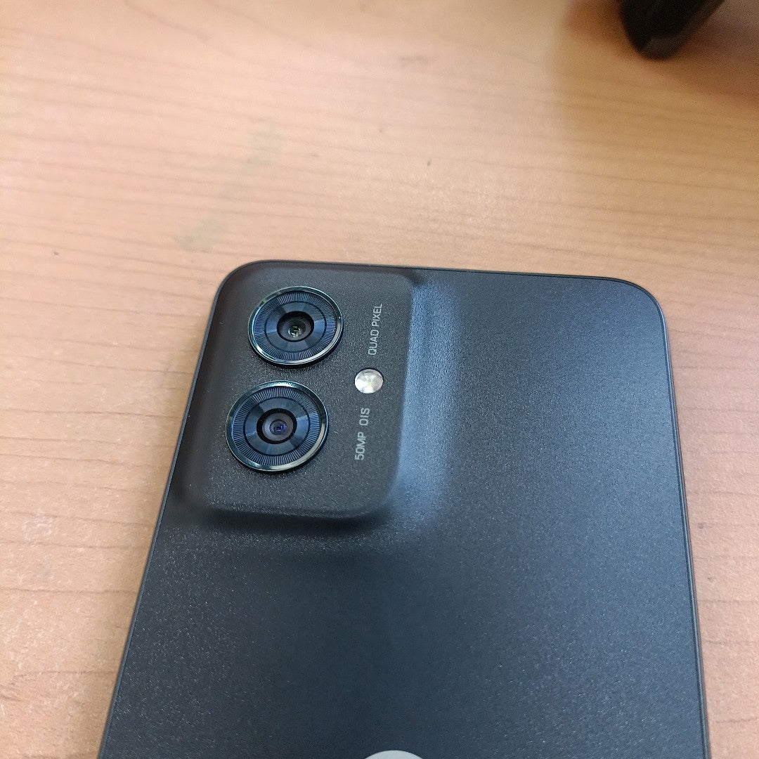CELULAR MOTOROLA MOTO G55 5G XT2435-1(2024) 256 GB 8 GB RAM (SEMINUEVO)