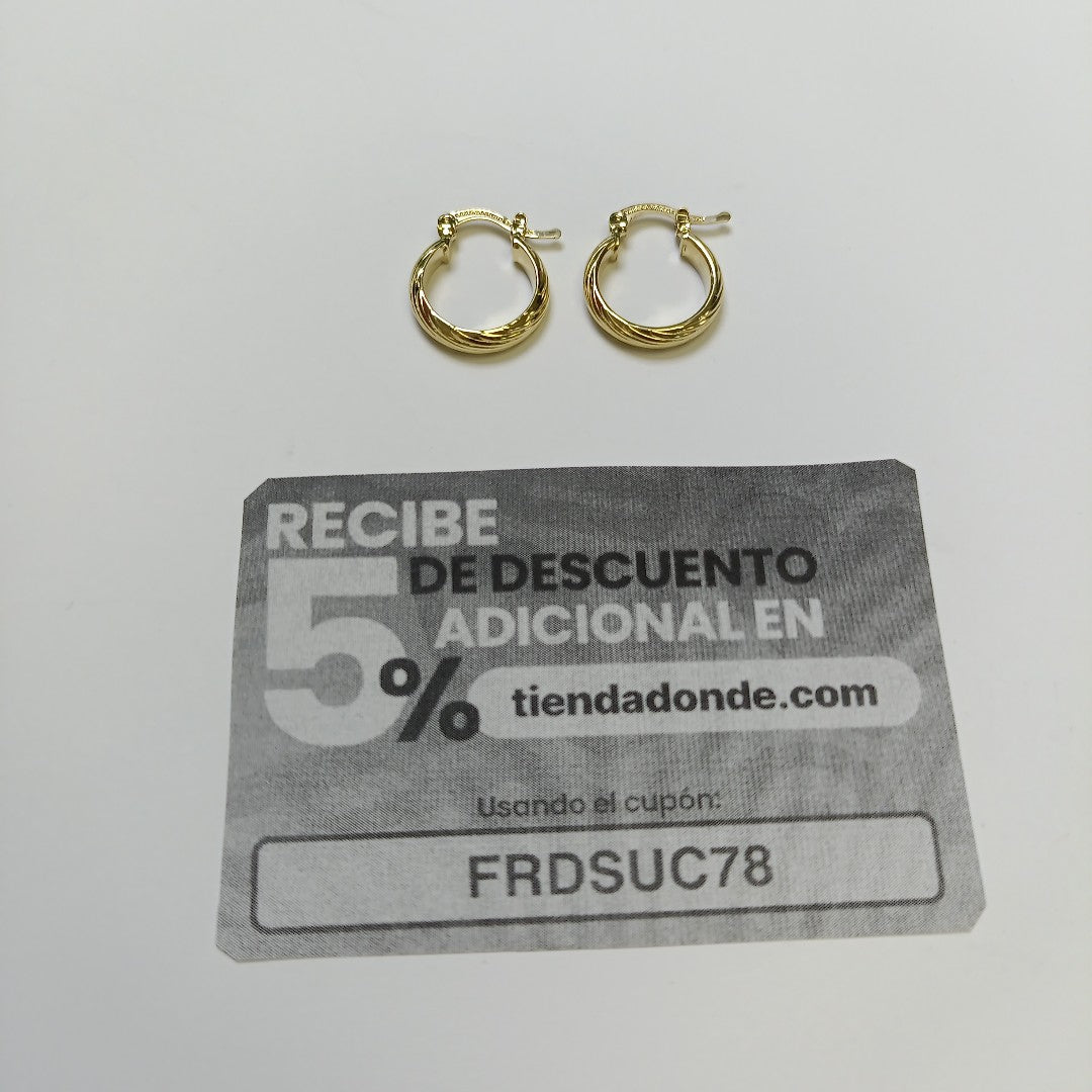 ARETES ARRACADA ASTRIADA 14K 1.6 GR (NUEVO)