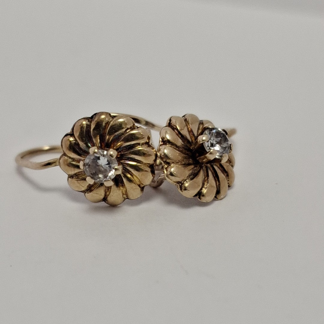 ARETES PAR ORO 8 K 1.3 GRMS (SEMINUEVO)