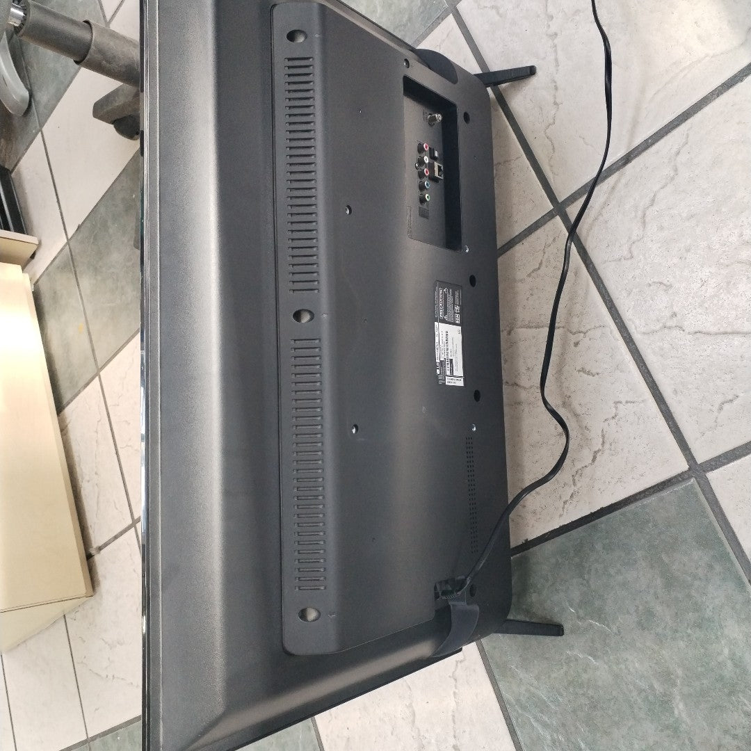 PANTALLA LG 32LK540BPUA(2019) 32 " LED FULL HD (SEMINUEVO)