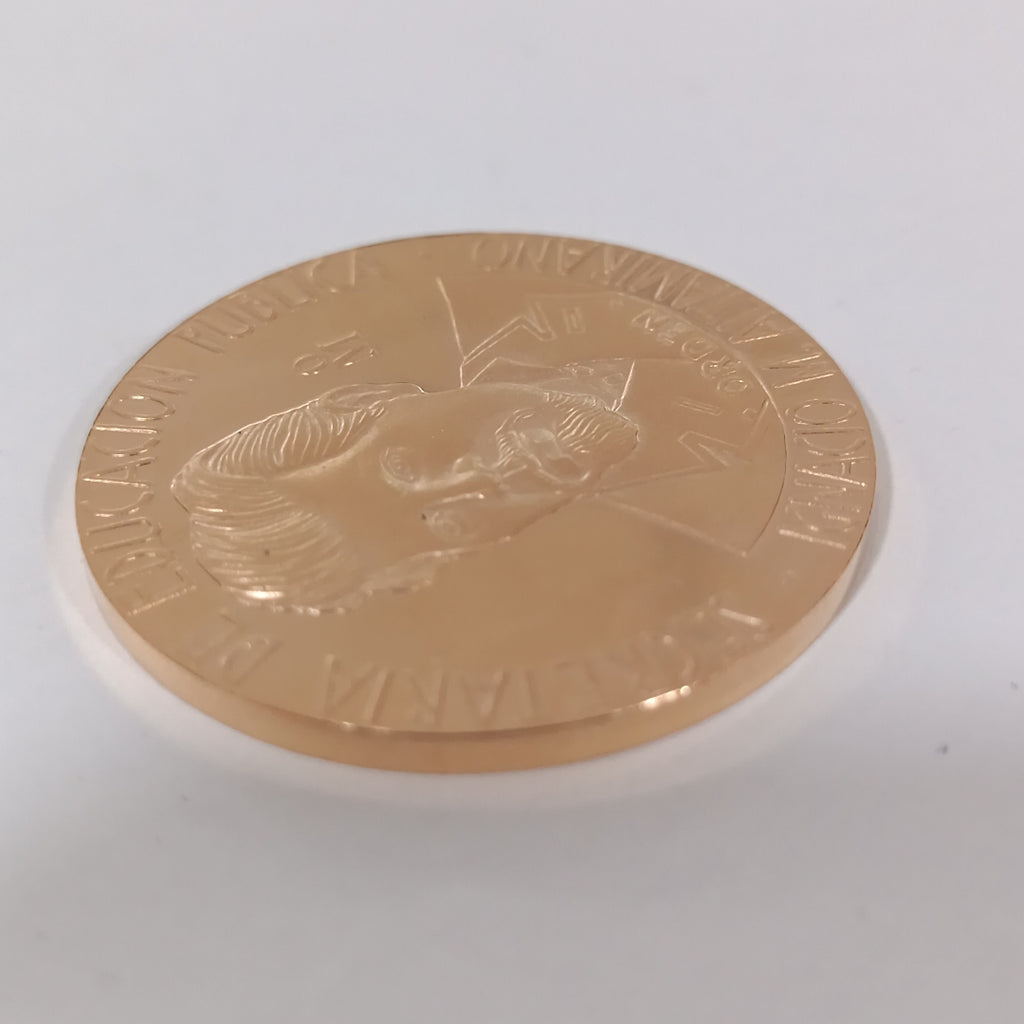 MEDALLA CONMEMORATIVA ORO 21 K 41.9 GRMS (SEMINUEVO)