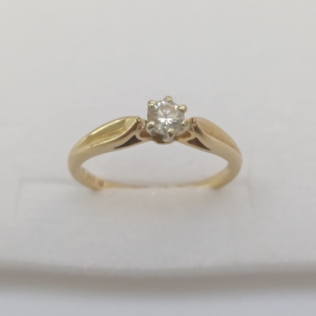 SOLITARIO ORO 14 K 2,50 GRMS (SEMINUEVO)