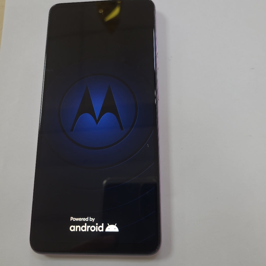 CELULAR MOTOROLA MOTO G24 XT2423-1 (2024) 256 GB 4 GB RAM (SEMINUEVO)