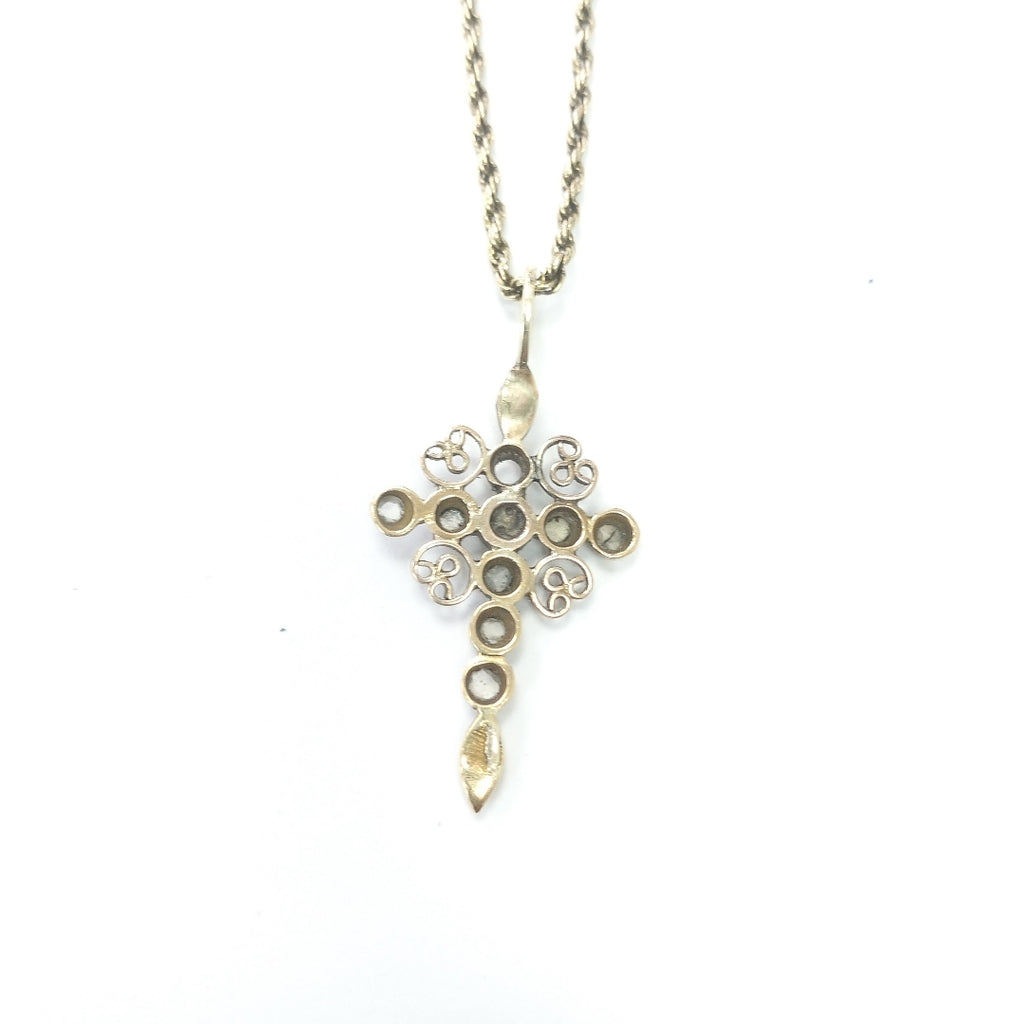 CADENA, CRUCIFIJO ORO 8 K 13.2 GRMS (SEMINUEVO)