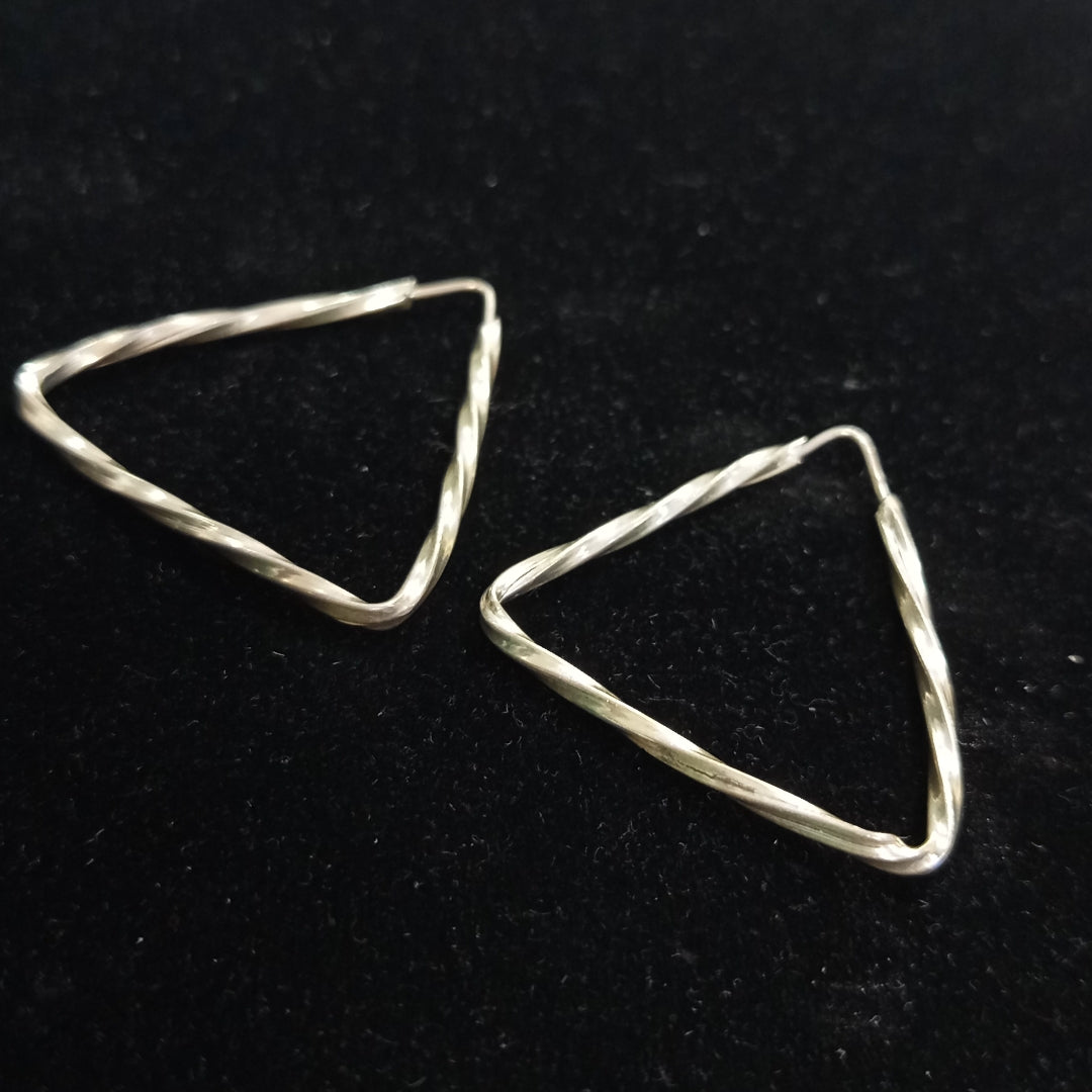 ARRACADAS PAR PLATA 4.6 GRMS (SEMINUEVO)