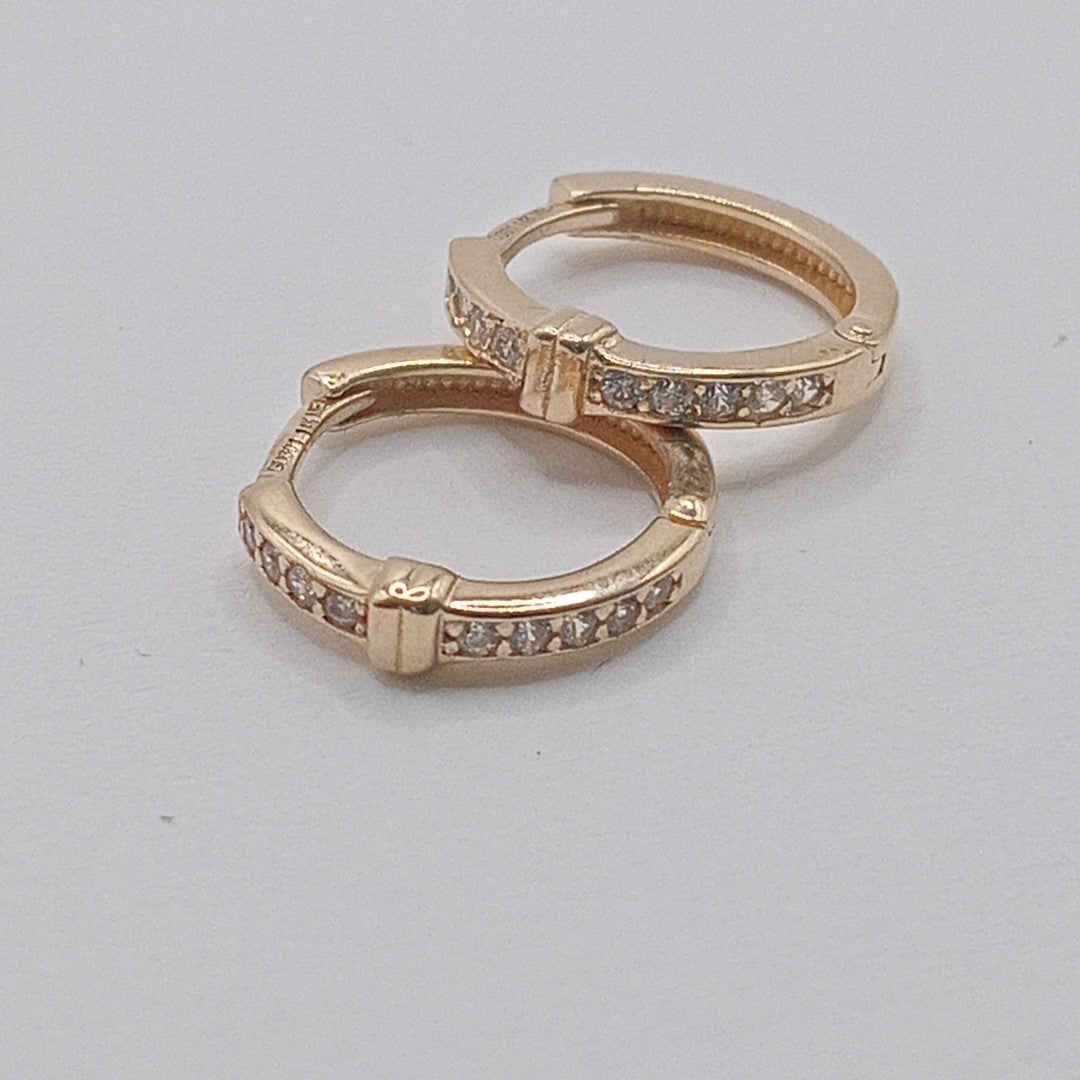 ARETES HUGGIES C CIRCONIA 14K 1.9 GR (NUEVO)