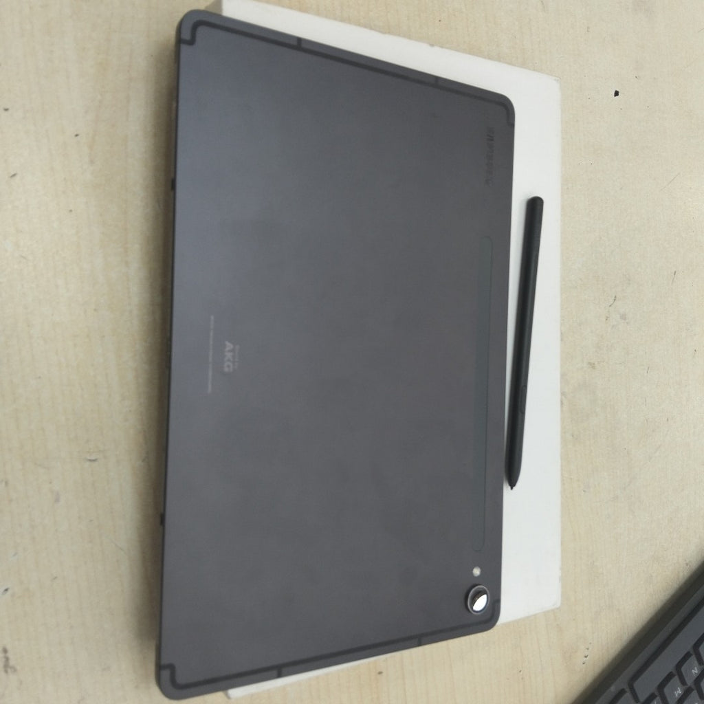 TABLETA SAMSUNG GALAXY TAB S9 SM-X710 (2023) 256 GB 12 GB RAM (SEMINUEVO)