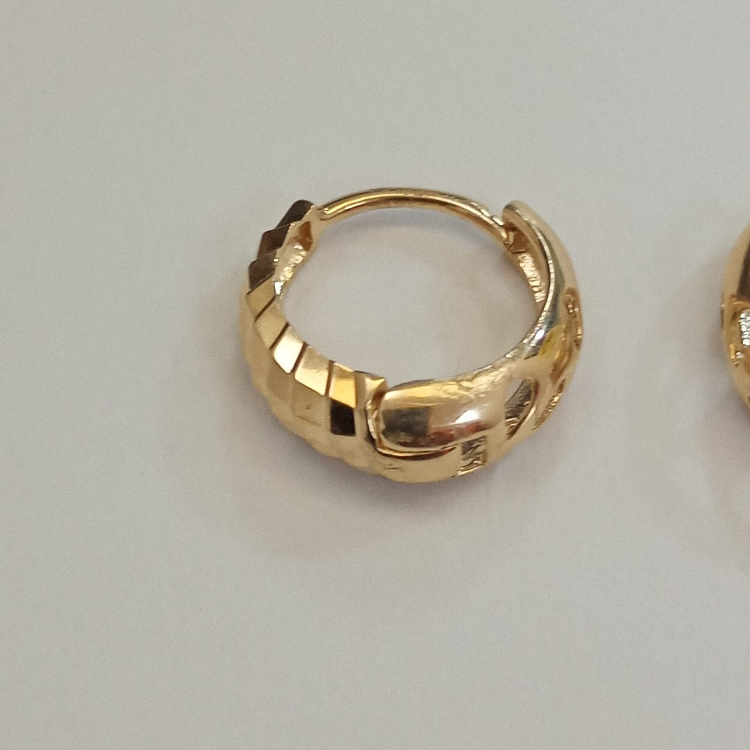 HUGGIES ORO 14K 2 (NUEVO)