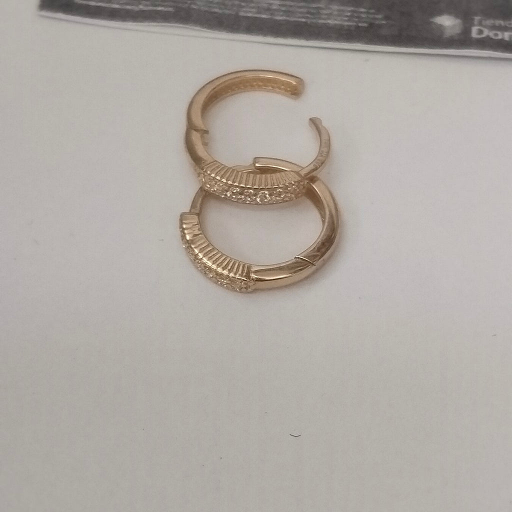 HUGGIES ORO 14K 1.3 (NUEVO)