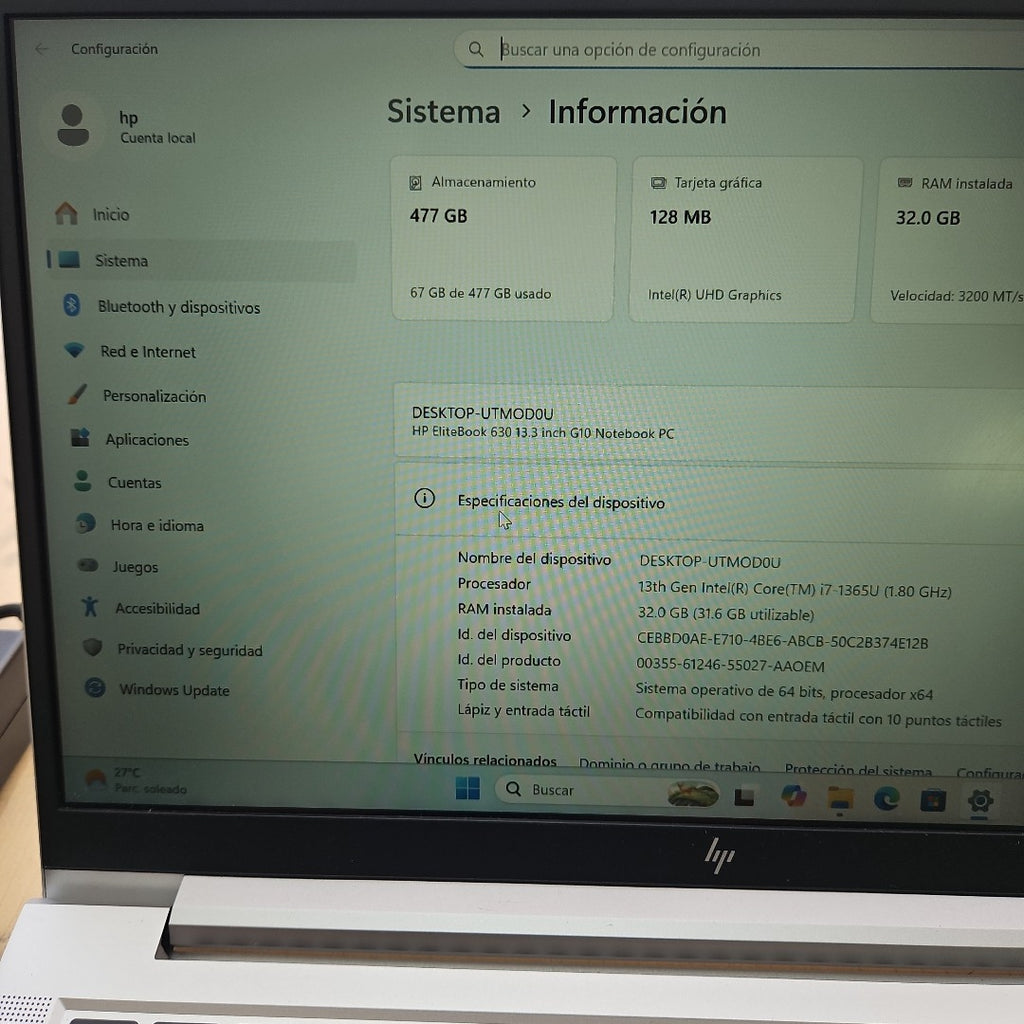LAPTOP HP ELITEBOOK 630 G10 (2024) 512 GB SSD 32 GB RAM (SEMINUEVO)