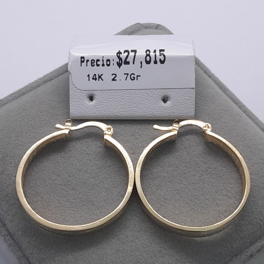 ARETES ARRACADAS TROQUELADA 14K 2.7 GR (NUEVO)