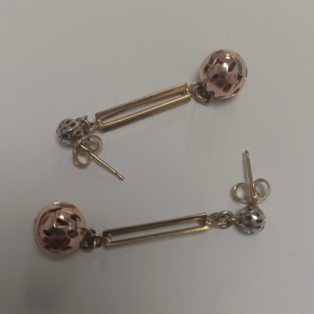 ARETES PAR ORO 14 K 3.7 GRMS (SEMINUEVO)