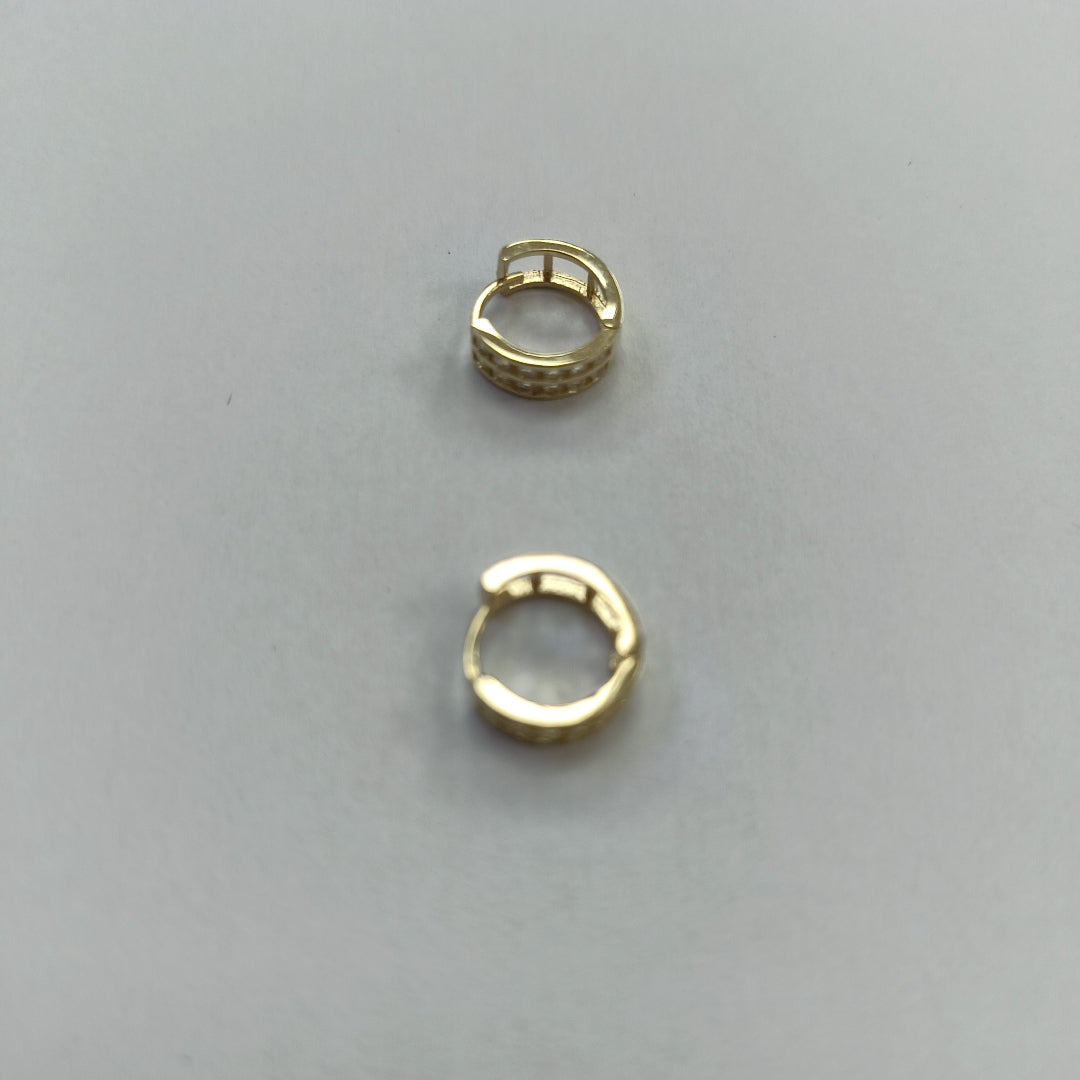 ARETES HUGGIES C CIRCONIAS 14K 1.7 GR (NUEVO)