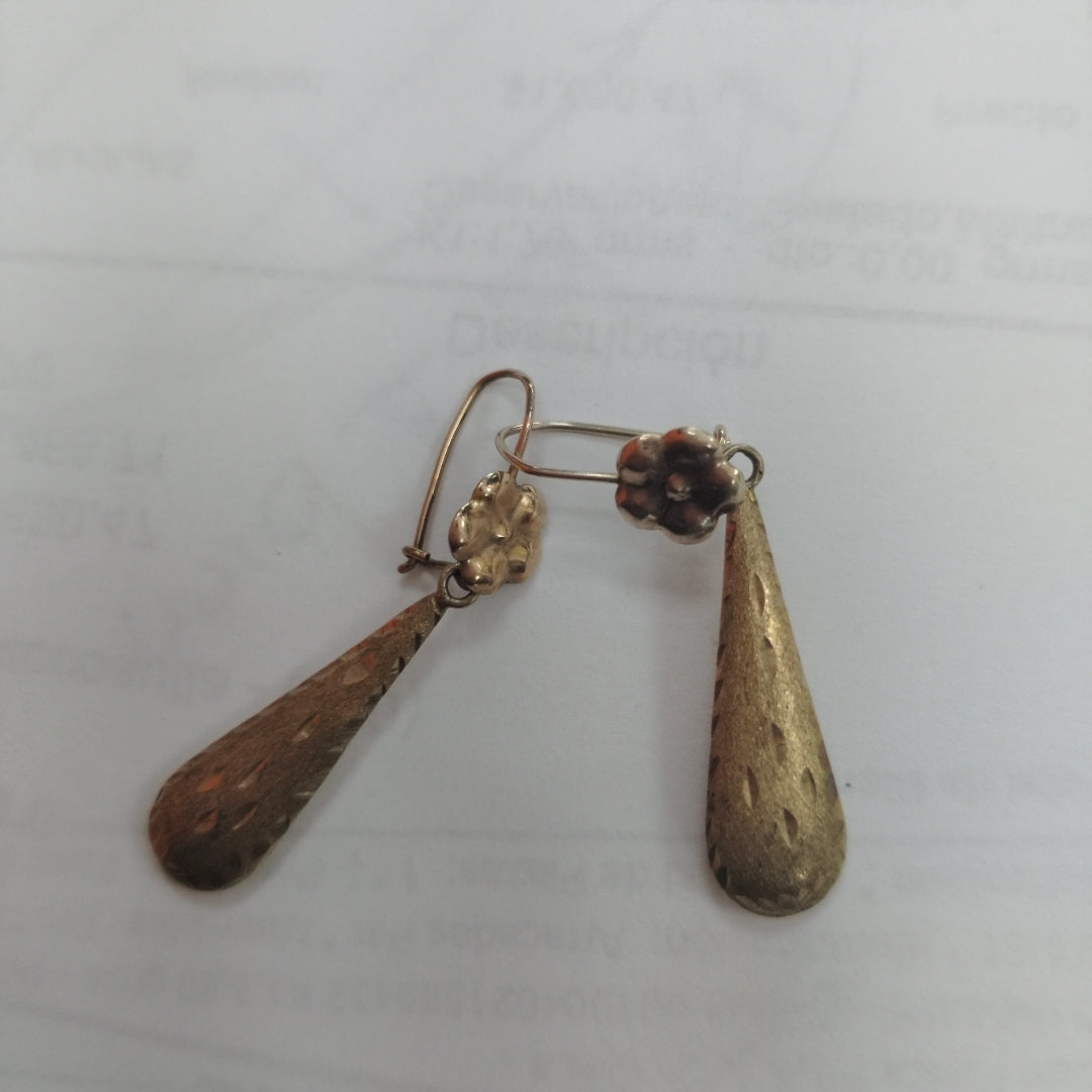 ARETES PAR ORO 8 K 1,80 GRMS (SEMINUEVO)