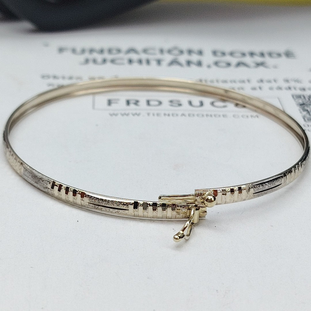 PULSERA RIGIDA ORO 10 K 3.8 GRMS (SEMINUEVO)