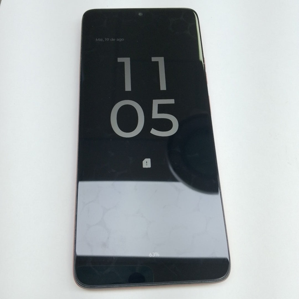 CELULAR MOTOROLA MOTO G06 XT2535-2 (2025) 64 GB 4 GB RAM (SEMINUEVO)