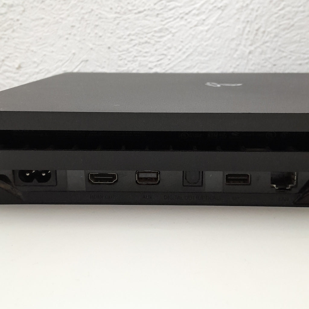 CONSOLA DE VIDEOJUEGO SONY PS4 1 TB (SEMINUEVO)