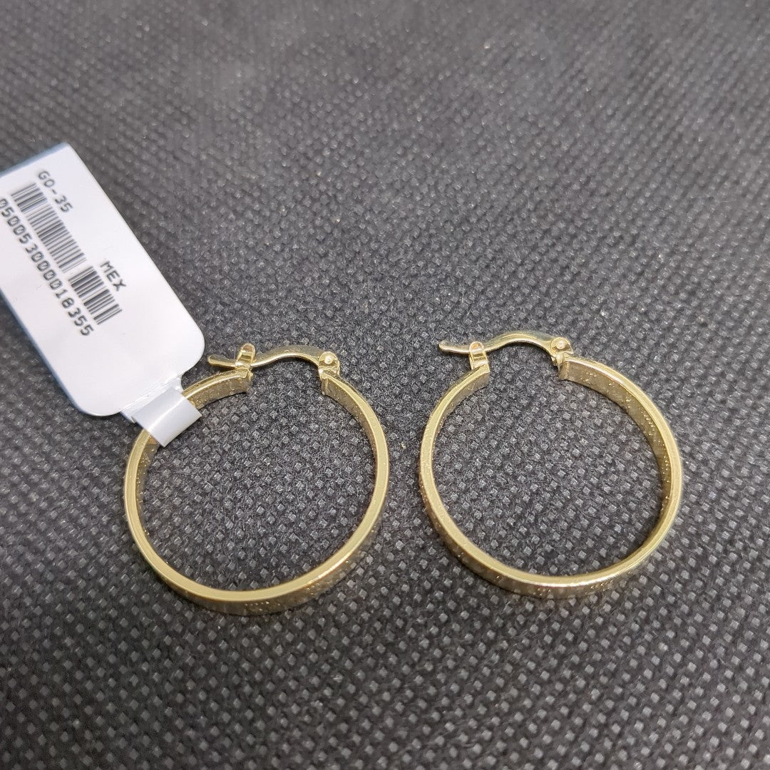 ARETES ARRACADAS TROQUELADA 14K 2.6 GR (NUEVO)