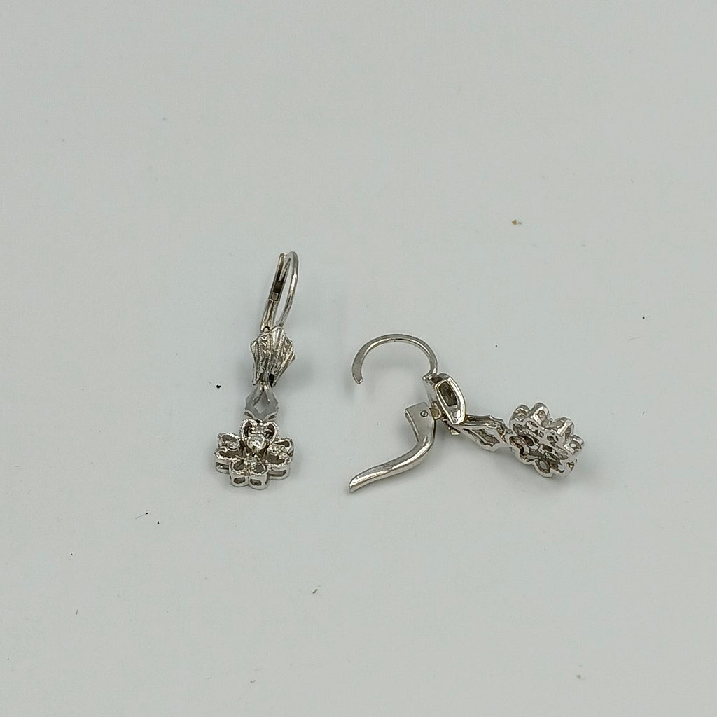 ARETES PAR ORO BLANCO 18 K 3,70 GRMS (SEMINUEVO)