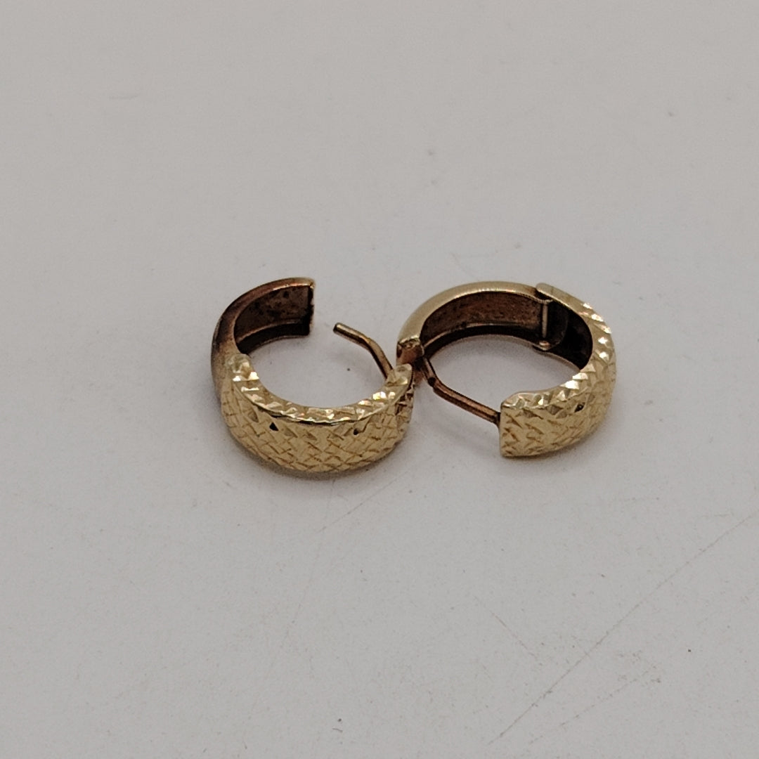 ARETES PAR, CADENA ORO 10 K 1.1 GRMS (SEMINUEVO)
