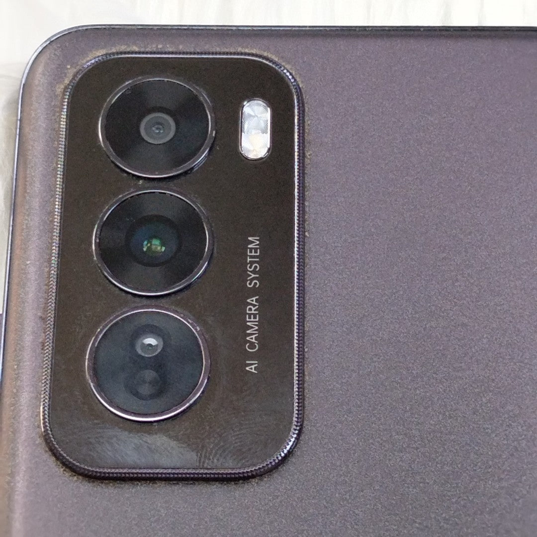 CELULAR OPPO RENO12 5G CPH2625 (2024) 512 GB 12 GB RAM (SEMINUEVO)