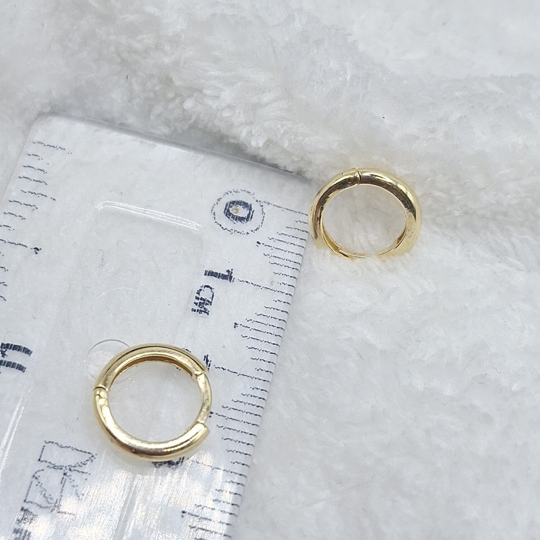 ARETES ARRACADAS LISAS 10K 1.1 GR (NUEVO)