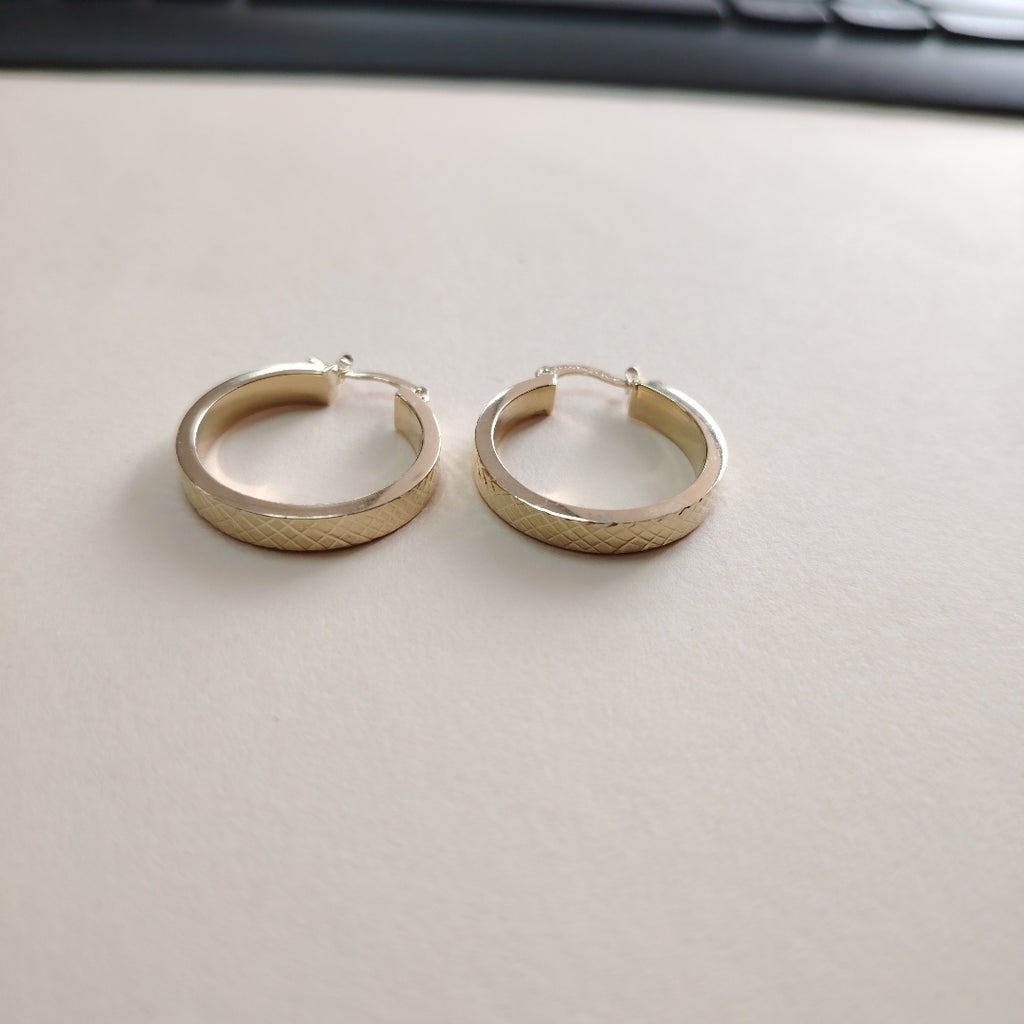 ARETES TEJIDO ARRACADAS FACETADAS 14K 2.9 GR (NUEVO)