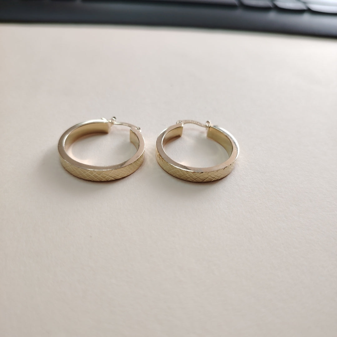 ARETES TEJIDO ARRACADAS FACETADAS 14K 2.9 GR (NUEVO)
