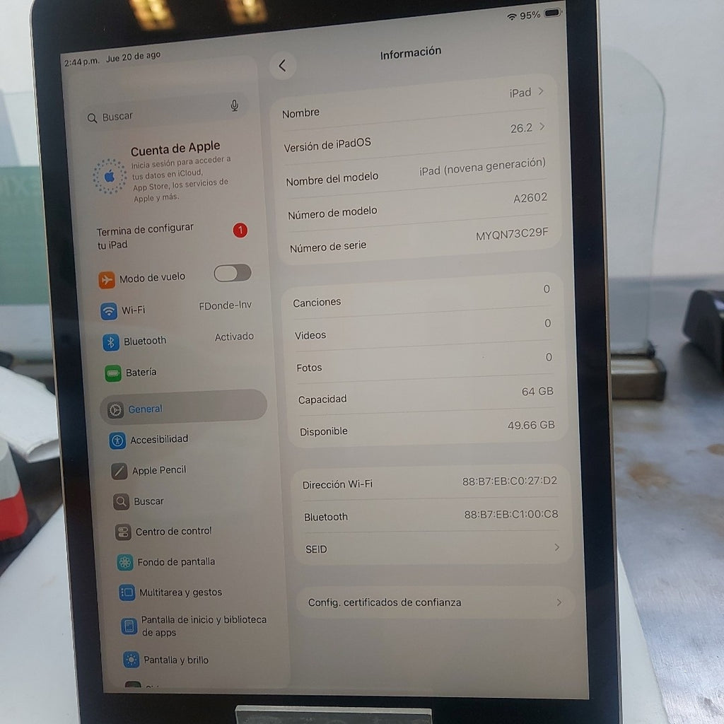 TABLETA APPLE IPAD 9 A2602 64 GB 3 GB RAM (SEMINUEVO)