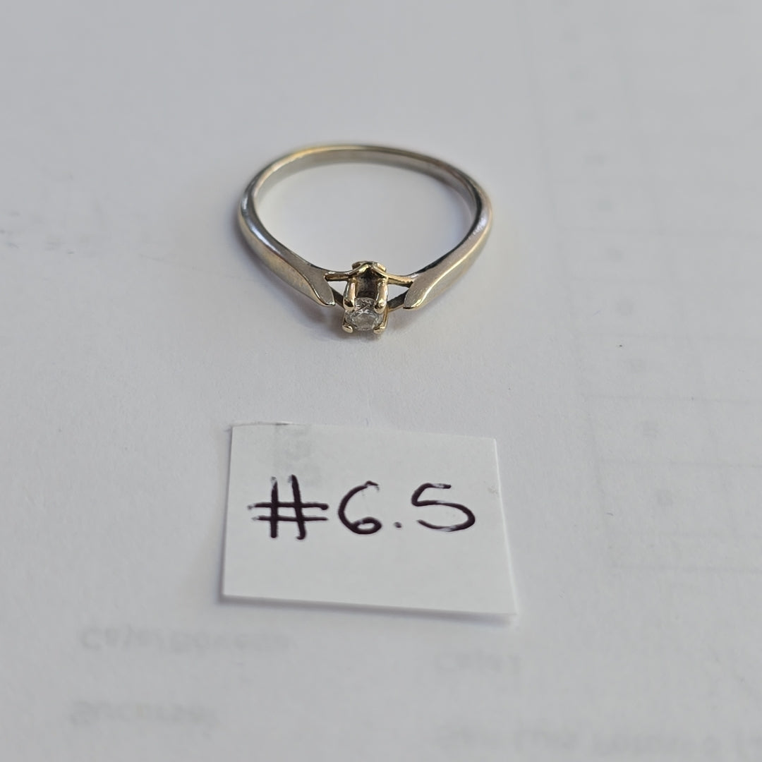 SOLITARIO ORO BLANCO 14 K 1,90 GRMS (SEMINUEVO)