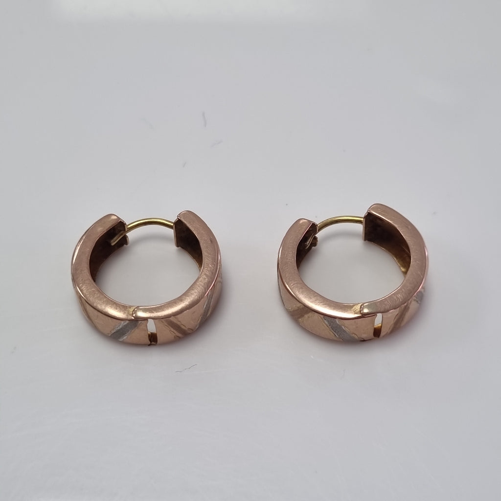 ARRACADAS PAR ORO 10 K 2.2 GRMS (SEMINUEVO)
