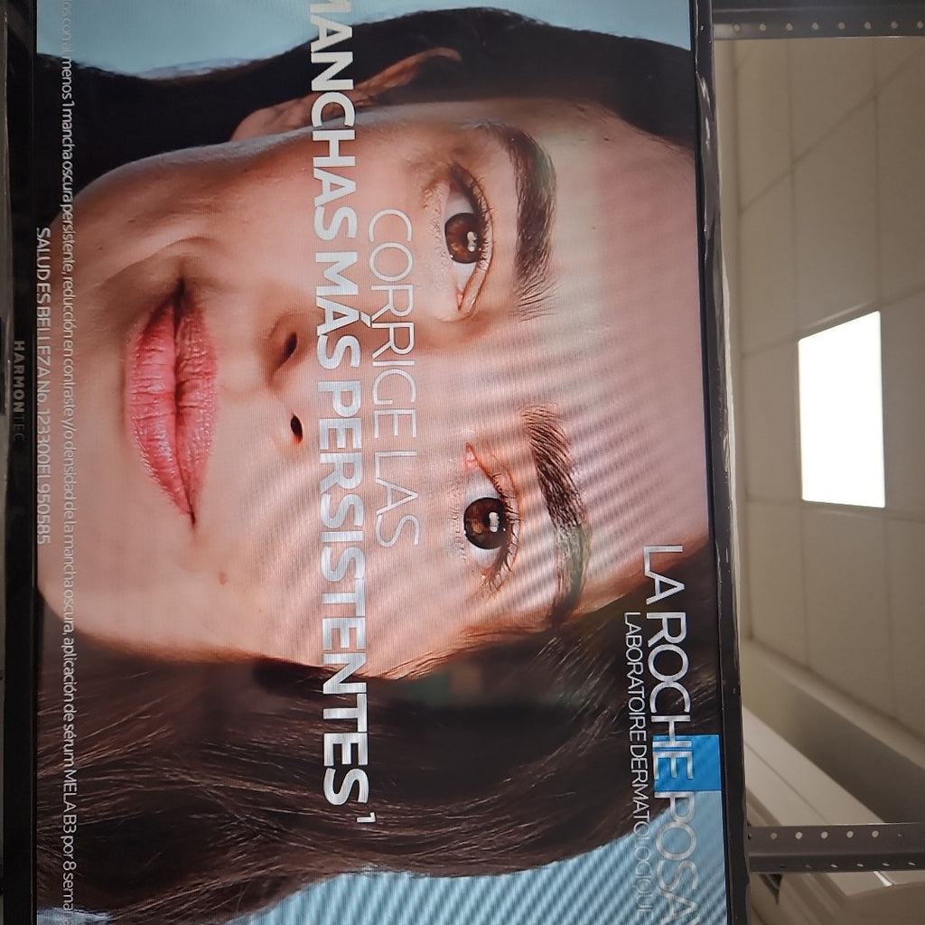 PANTALLA SAMSUNG QN32LS03CBF (2023) 32" QLED 4K (SEMINUEVO)