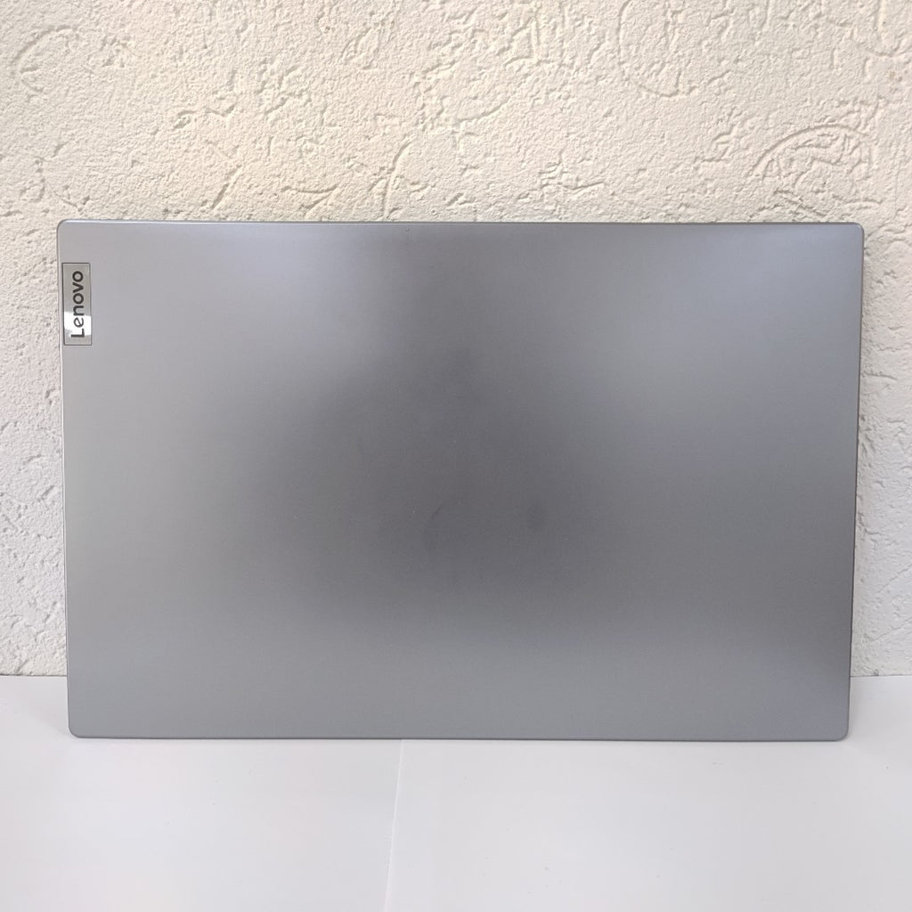 LAPTOP LENOVO V15 G4 AMN (2025) 512 GB SSD 16 GB RAM (SEMINUEVO)
