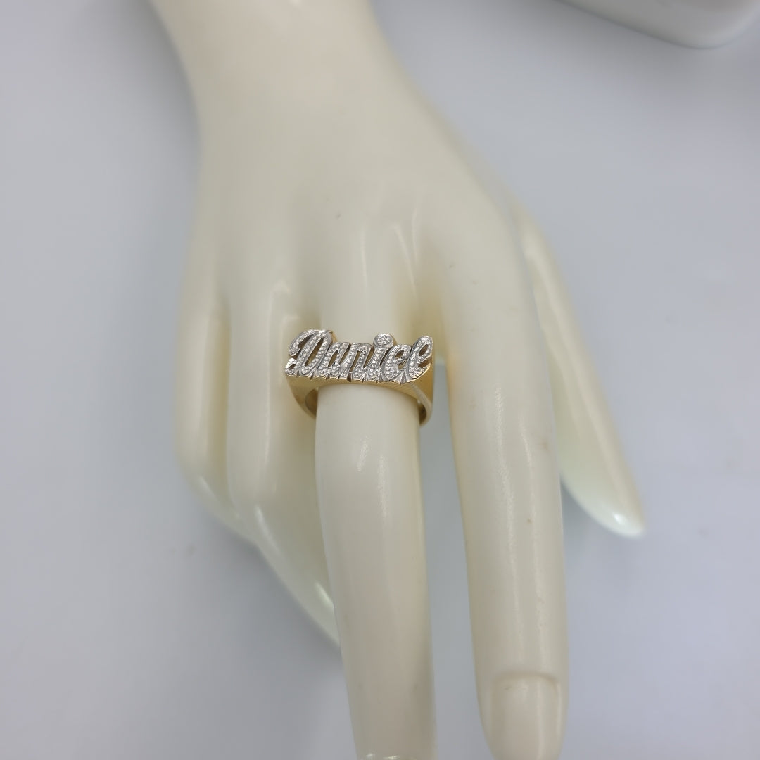 ANILLO DE GRADUACIÓN ORO, ORO COMBINADO, RODIADO 14 K 4.7 GRMS (SEMINUEVO)