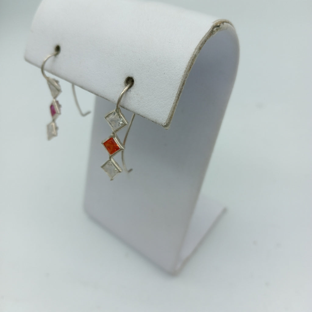 ARETES PAR PLATA 1,40 GRMS (SEMINUEVO)