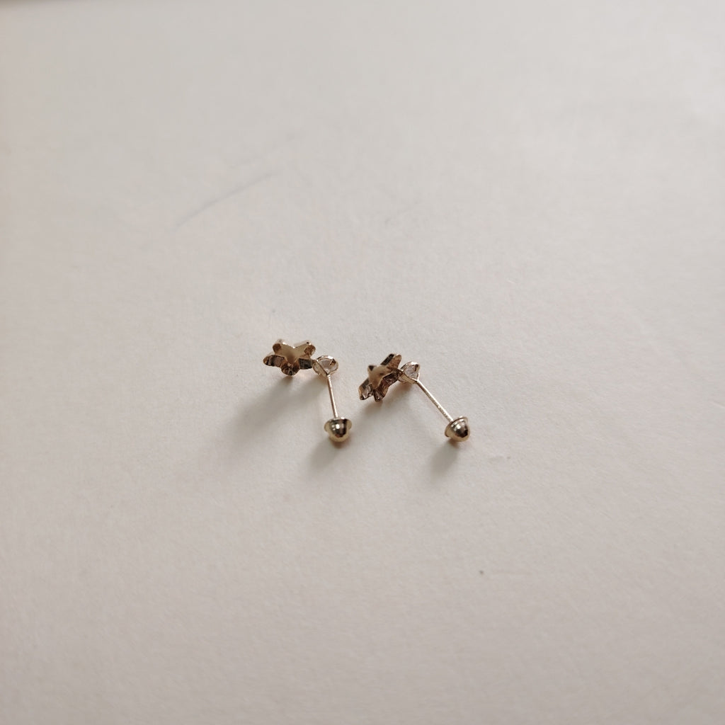 BROQUELES BROQUEL FIG ESTRELLA C CIRCONIA 14K 0.2603 GR (NUEVO)