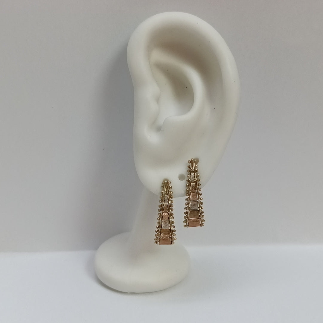 ARETES PAR ORO 14 K 2.5 GRMS (SEMINUEVO)