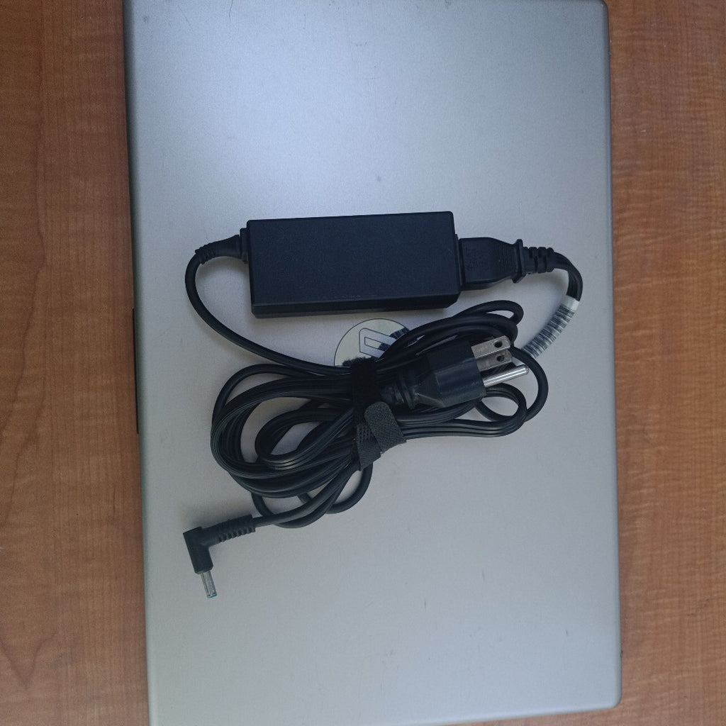 LAPTOP HP 15-FC0069LA (2024) 512 GB SSD 8 GB RAM (SEMINUEVO)