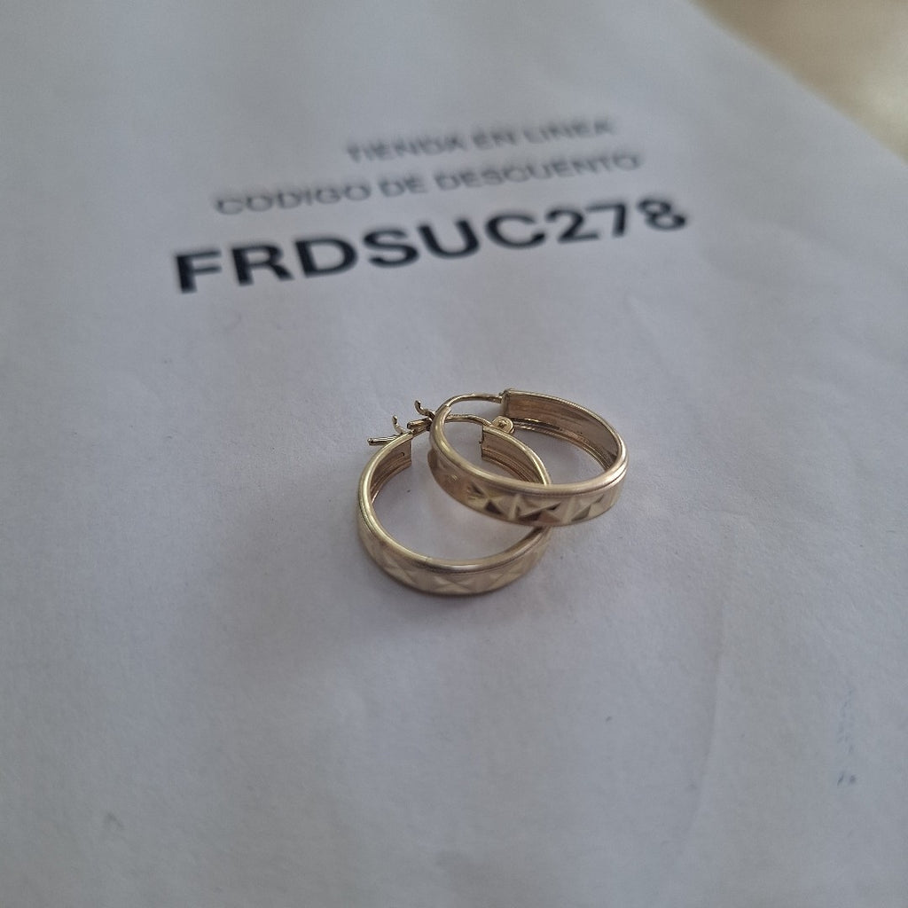ARETES ARRACADAS LABRADAS 10K 2.2 GR (NUEVO)