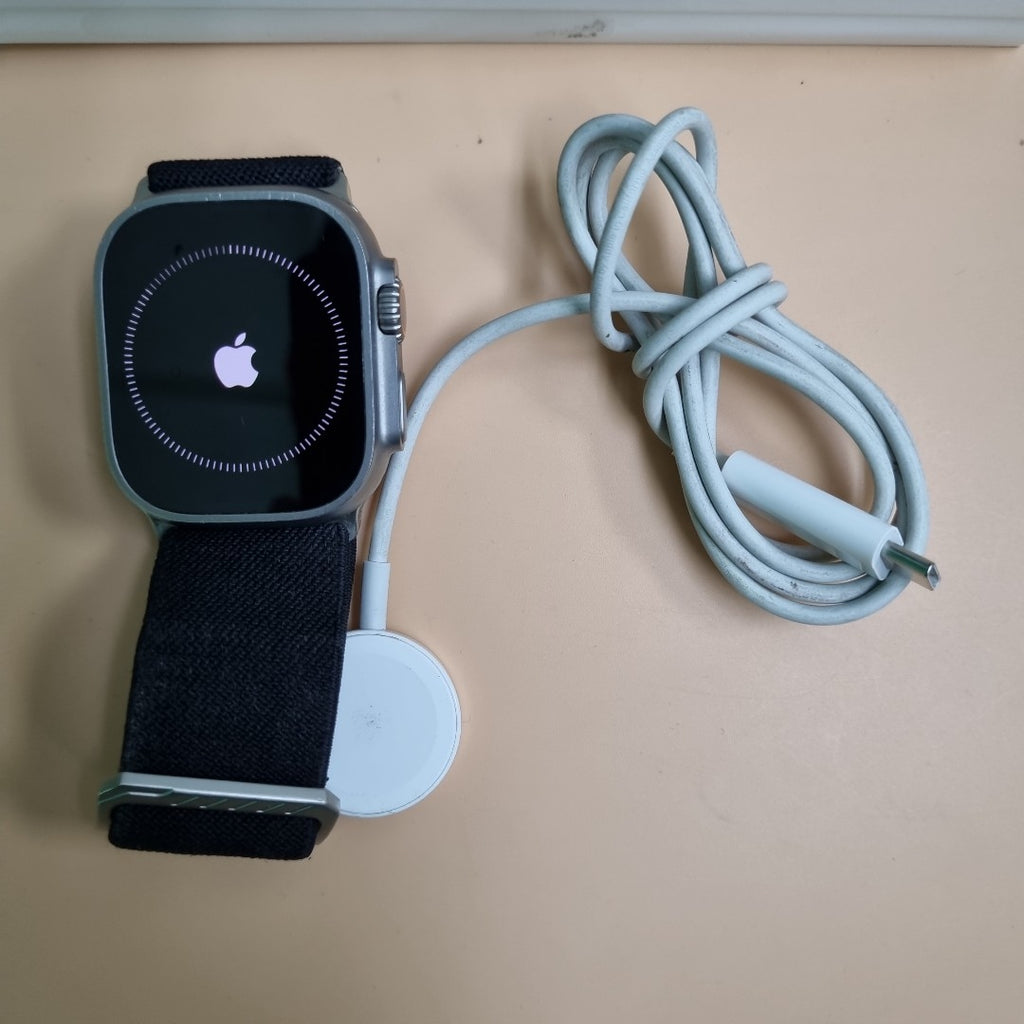 SMARTWATCH APPLE ULTRA 2 TITANIO A2986 49 MM GPS + CELULAR (SEMINUEVO)