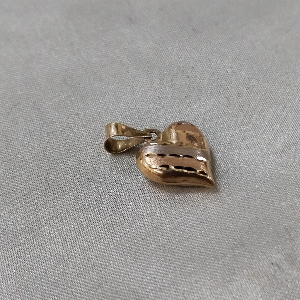 DIJE ORO 10 K 0.6 GRMS (SEMINUEVO)