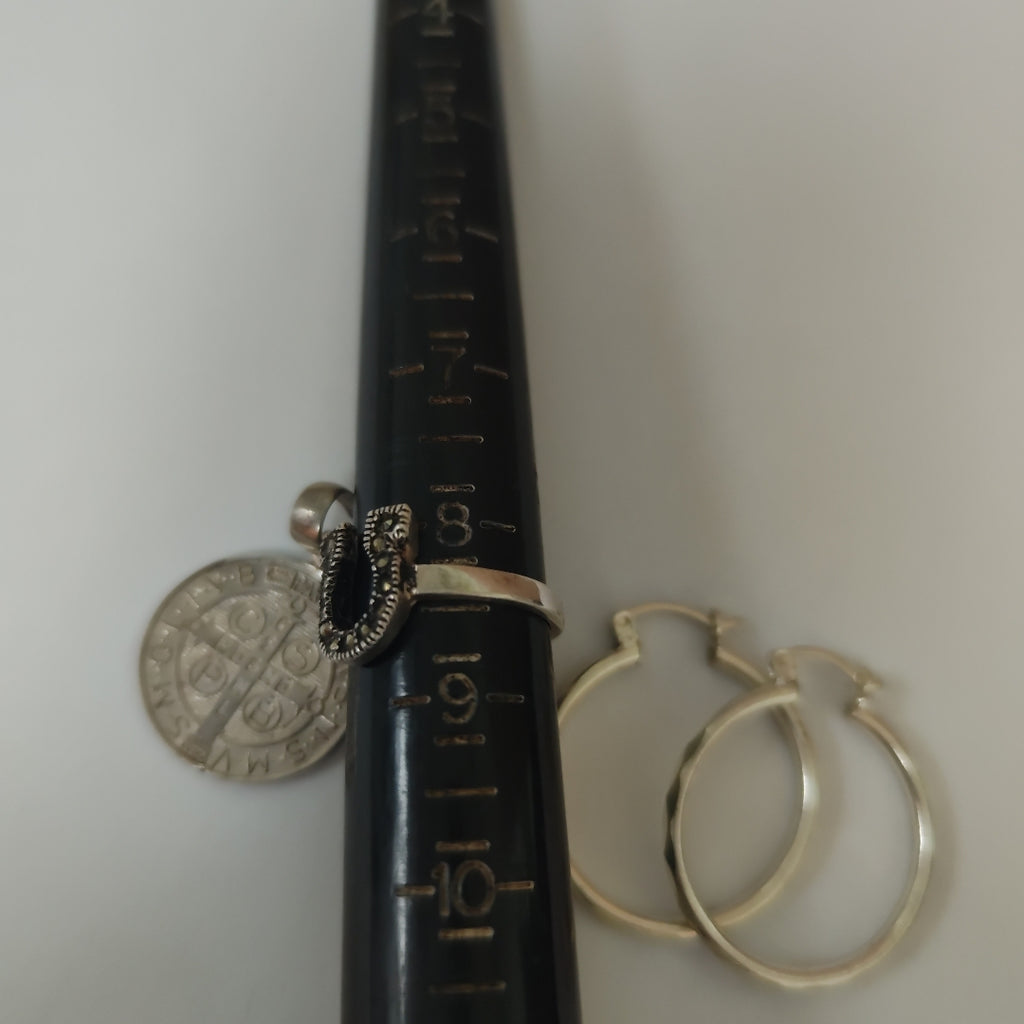 ANILLITO, ARRACADAS PAR, MEDALLA RELIGIOSA PLATA 10.8 GRMS (SEMINUEVO)