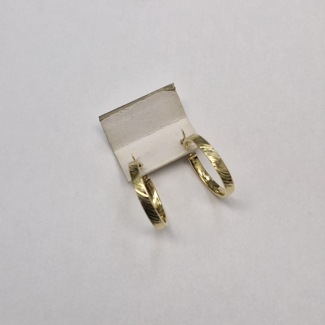 ARETES ARRACADA ASTRIADA 10K 2.3 GR (NUEVO)