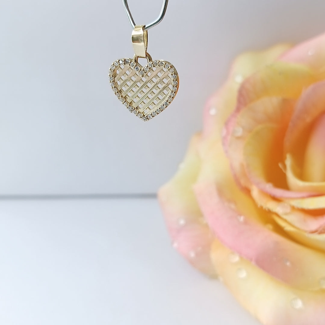 DIJE TEJIDO CORAZON CON CERCO DE CIRCONIAS 14K 1.1 GR (NUEVO)
