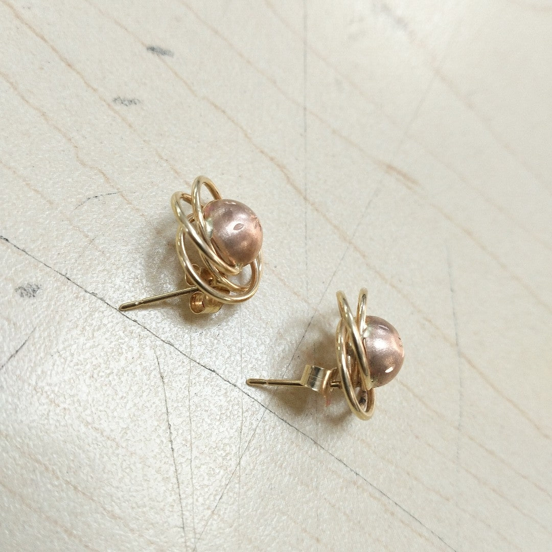 ARETES PAR ORO COMBINADO 14 K 2,00 GRMS (SEMINUEVO)