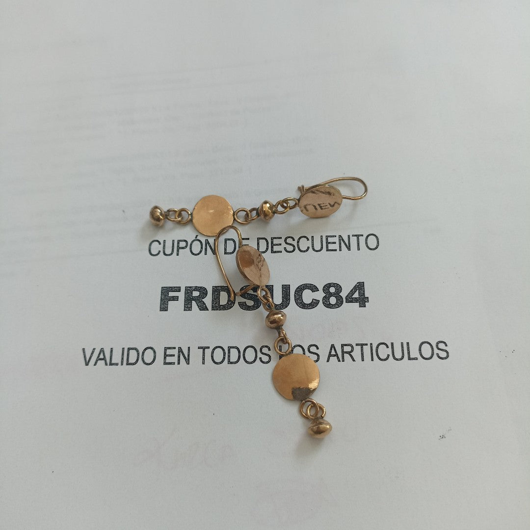 K1 4.7 GRMS 8 K IDENTIFICACIÓN ARETES PAR MATERIALES ORO CANTIDAD DE (SEMINUEVO)