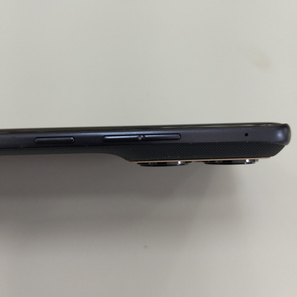 CELULAR MOTOROLA EDGE 70 FUSION XT2605-3 (2026) 256 GB 8 GB RAM (SEMINUEVO)