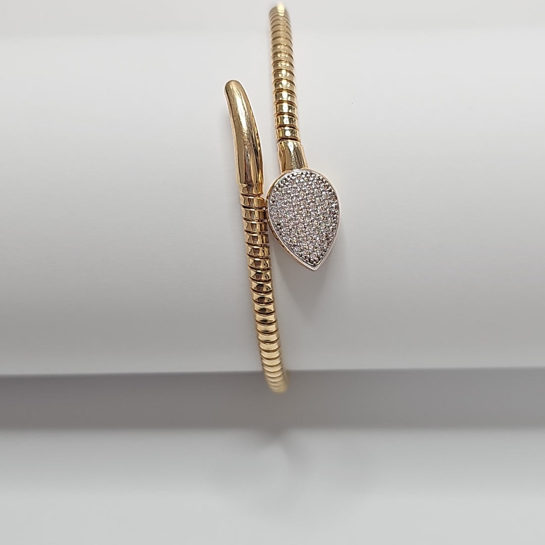 PULSERA CLAVO ORO 14K 13.4 (NUEVO)