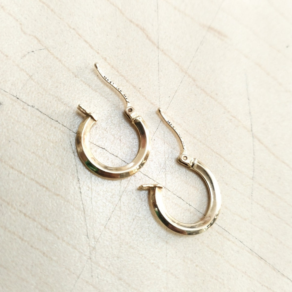 ARRACADAS PAR ORO 14 K 1 GRMS (SEMINUEVO)